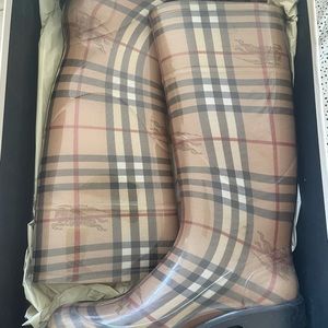 Burberry rain boots